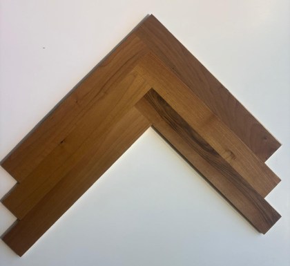 parquet-noce-spina-francese-liscio-spigolo-vivo-oliato