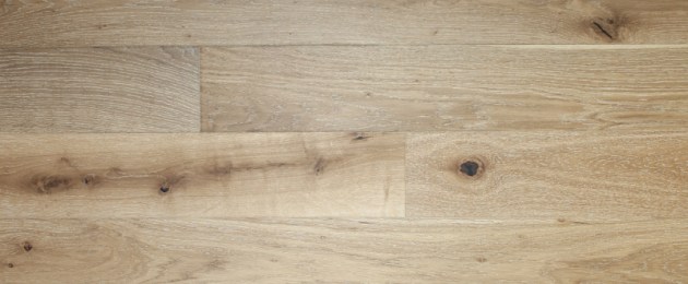 parquet-rovere-fin-decapato-stucco-nero-listone